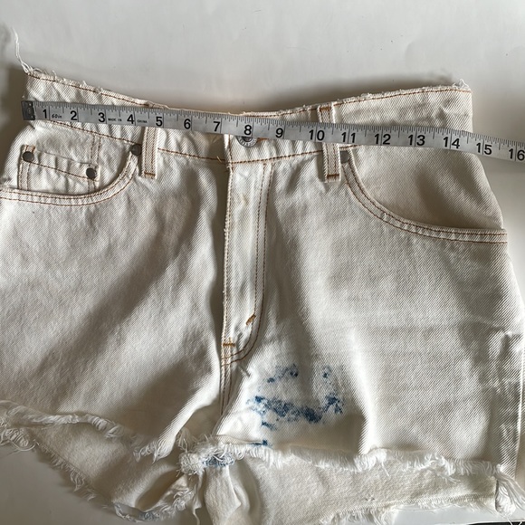 Vintage Levis 630 Silver Tab Frayed High Rise Bleached White Jean Short sz 11/12 - Picture 7 of 10